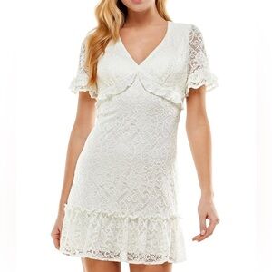 City Studio Juniors Women’s V-Neckline‎ Flare Mini Dress in White color Size 11